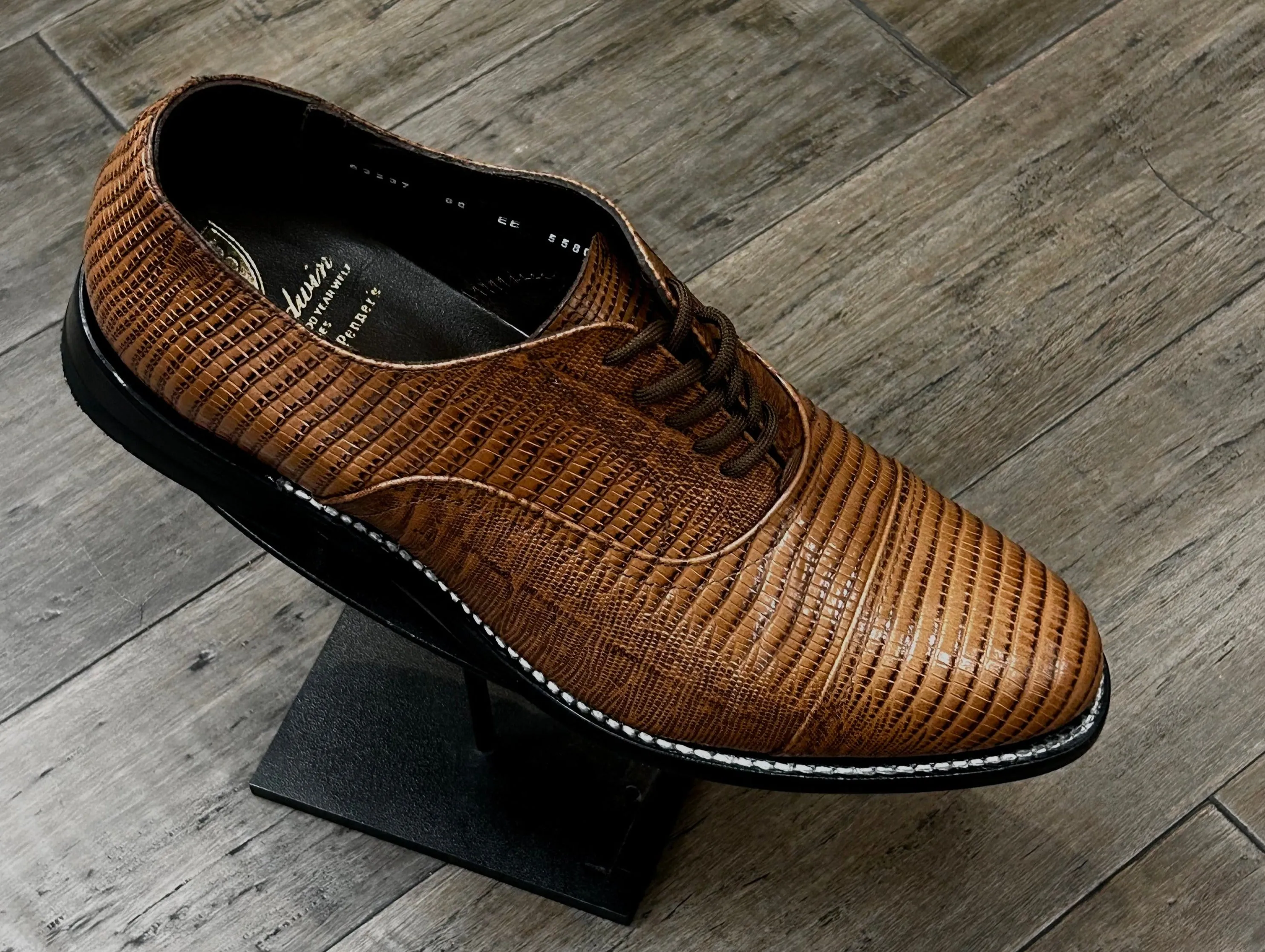 STACY PENNER - Cognac Lizard Wing Tip (A1613)